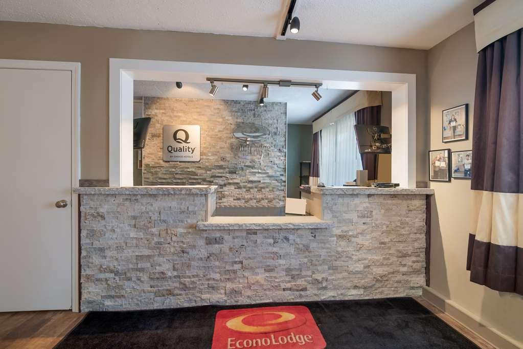 Econo Lodge Auburn Interieur foto
