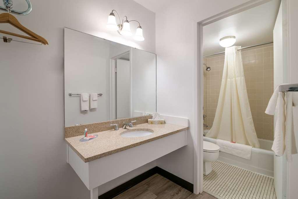 Econo Lodge Auburn Buitenkant foto