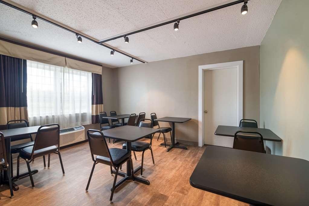 Econo Lodge Auburn Buitenkant foto